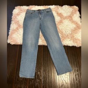 Gloria Vanderbilt Amanda Straight Jeans Women’s Size 12